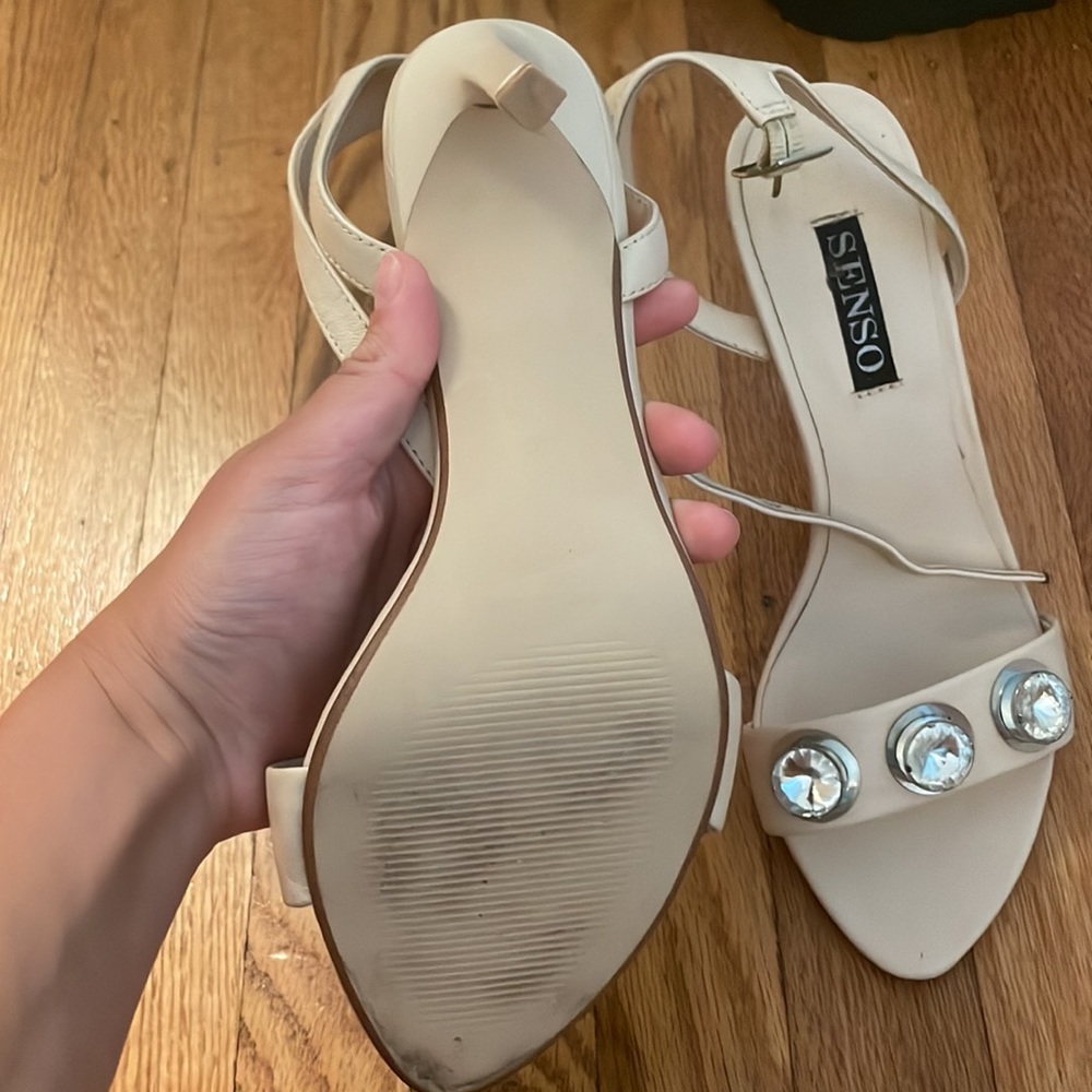 SENSO Nude Heels, barely worn!